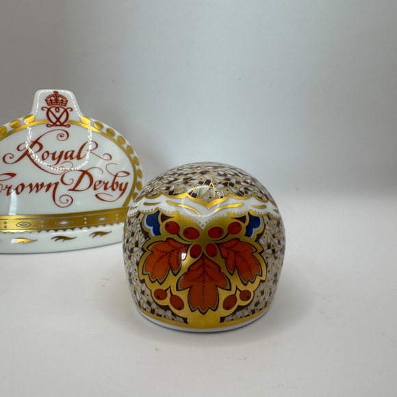 Royal Crown Derby Hawthorne Hedgehog fine bone china paperweight silver stopper - Picture 11 of 12